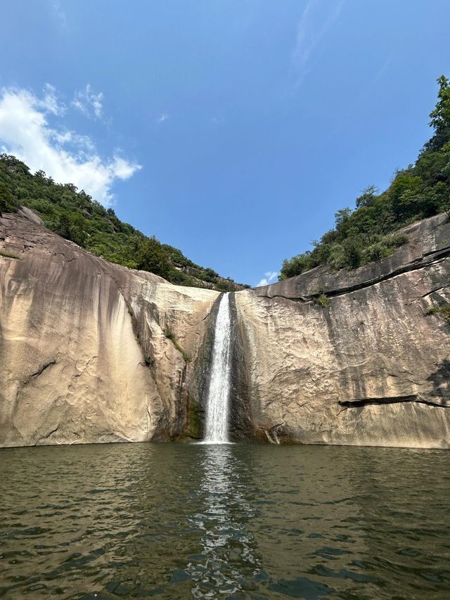 南陽龍潭溝旅遊攻略。