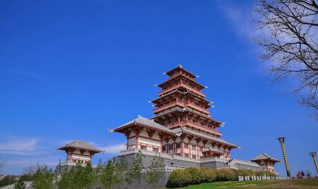 穿越千年，石鼓尋幽：中華石鼓園之旅