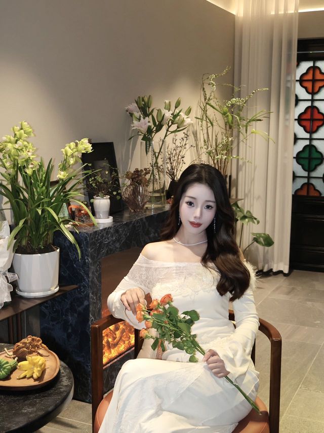 我願稱之為中式美學酒店裡的天花板