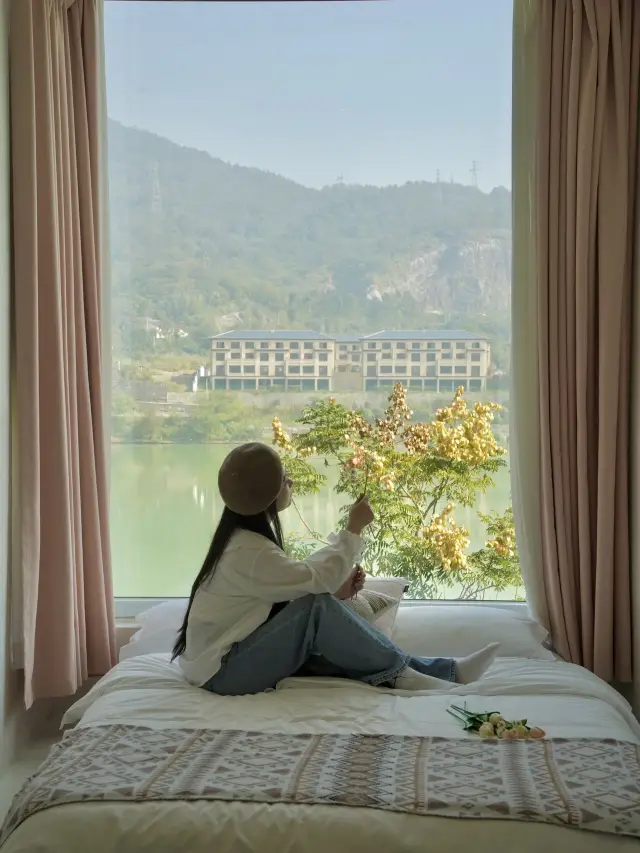 청주 여행 시 꼭 머물러야 할 곳! 동강 호수 옆의 작은 선경~