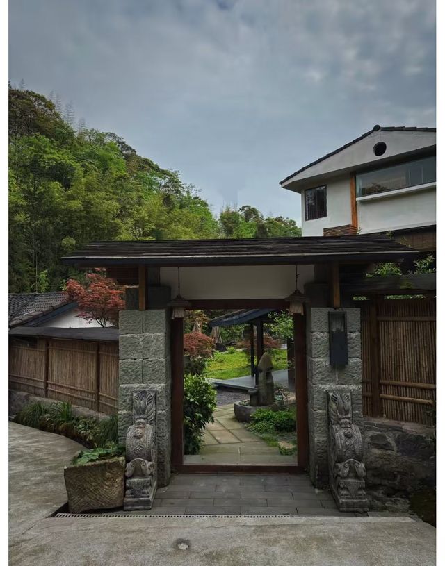 山谷裏的療癒生活！大邑西嶼溪民宿！