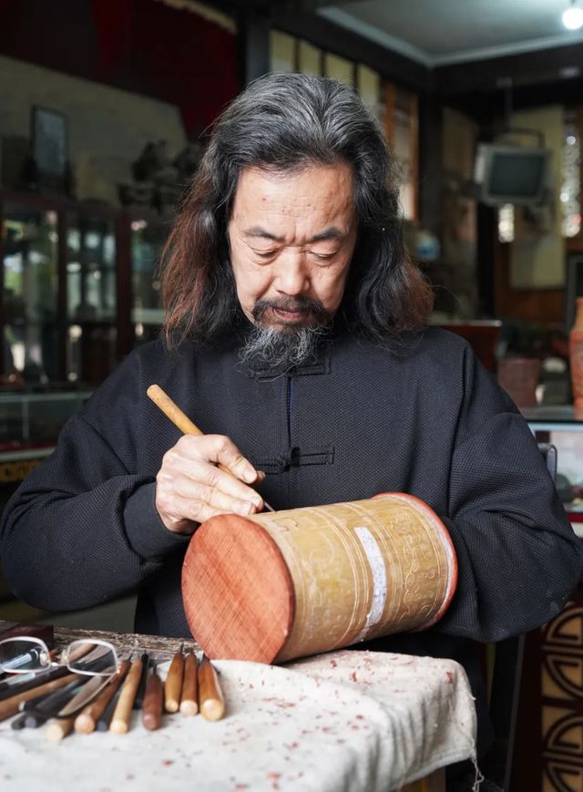 歙縣竹雕：以竹為紙 刀刻風雅