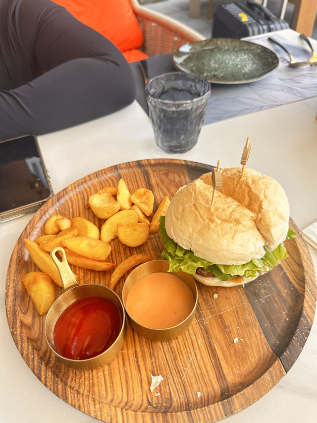   🌿 Bako’s Garden – A Mediterranean Oasis with Alfresco Magic in Yiwu