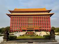 台北圓山大飯店泳池漫談