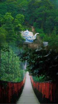後悔來遲了！！比青城山還美的徒步古道