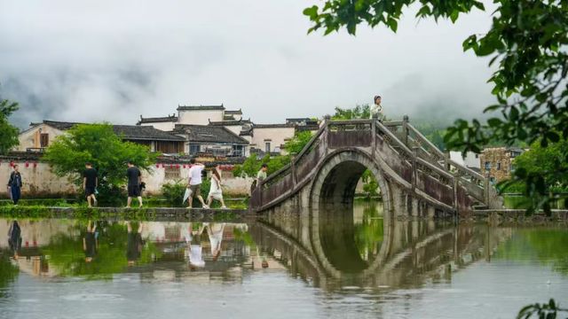 西溪南、宏村、黃山、桃花潭四日遊