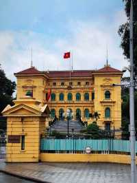HANOI OLD QUARTER: Blast from the past 😍
