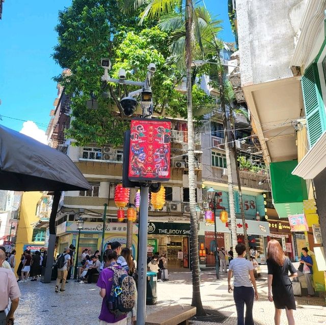 🌟 Discover the Heart of Macau: Senado Square Magic! 🇲🇴✨
