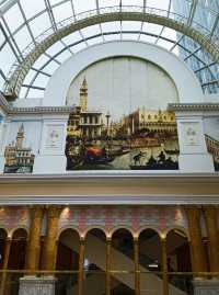 懸空漫步天花板上海環球港玻璃走廊攻略