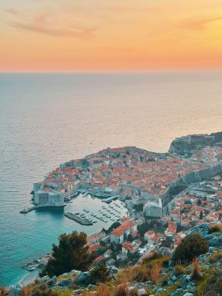 Kota Tua Dubrovnik dengan Pemandangan Laut | Tempat Wajib Dikunjungi & Wajib Difoto