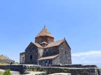 청정 호수에 새겨진 천년의 기도 - 세바나방크 수도원의 힐링 여정