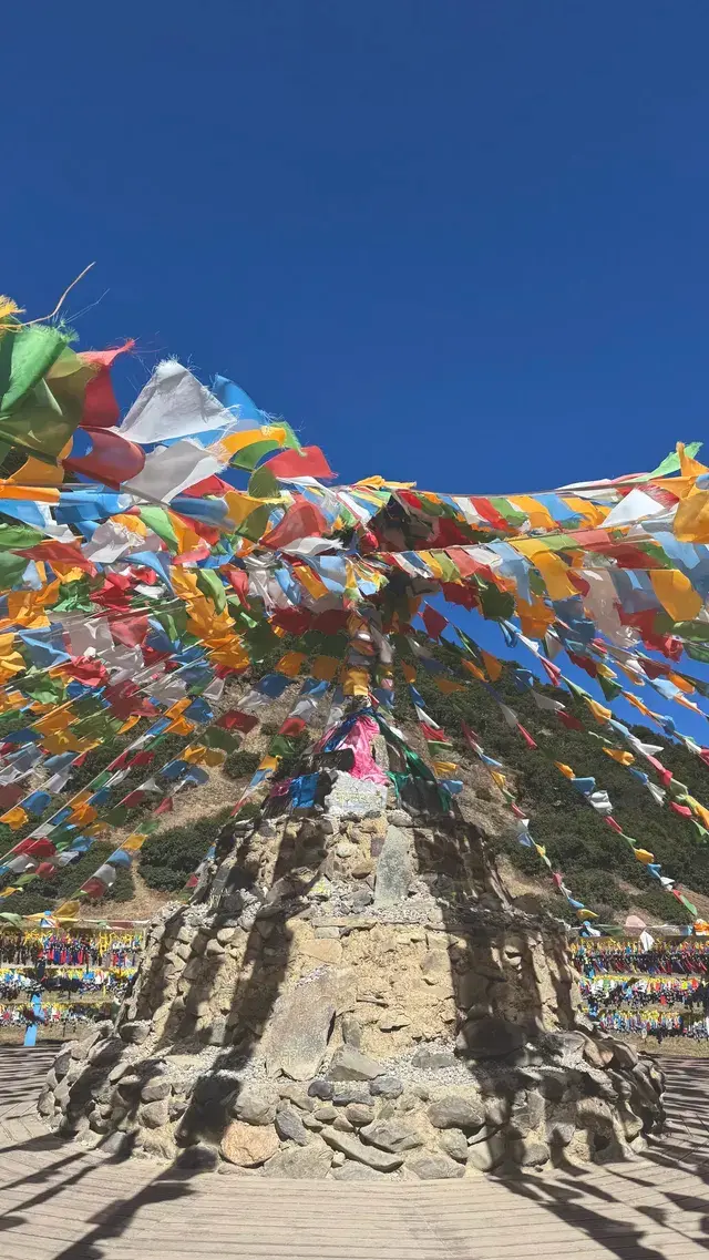 11.18的普達措很藍