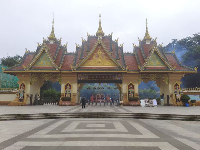 勐瀾大佛寺｜西雙版納的秘境禪意