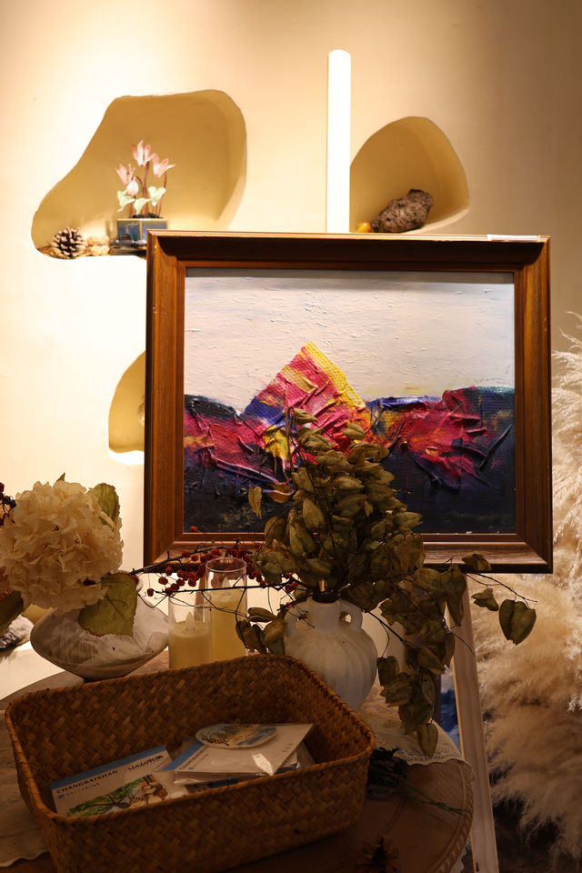 長白山絕美窗邊咖啡正對雪山河谷太出片 長白山絕美窗邊咖啡正對雪山河谷太出片