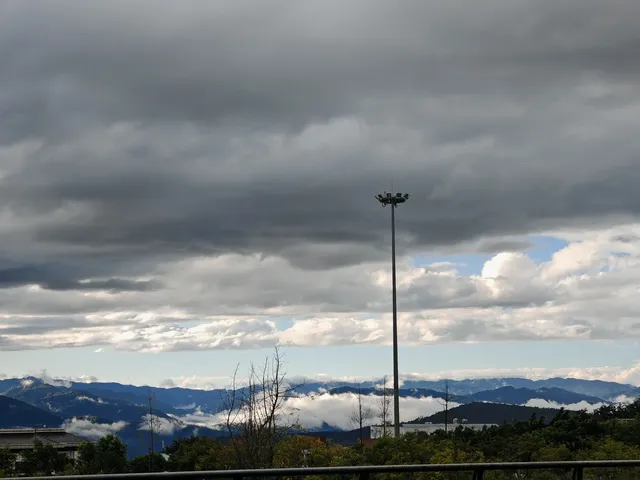 我在騰衝“騰騰震”,差點去了緬甸 我在騰衝“騰騰震”,差點去了緬甸