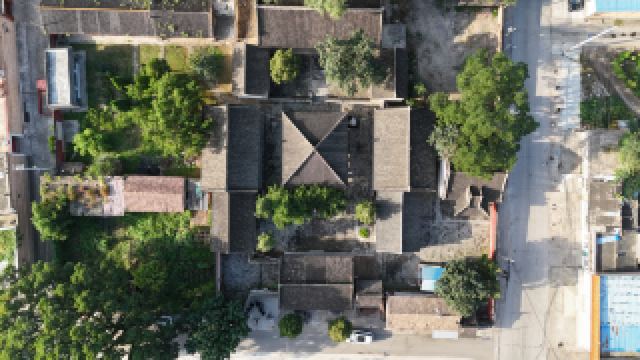 Хунфусый из деревни Люхуй, Динсян, Шаньси