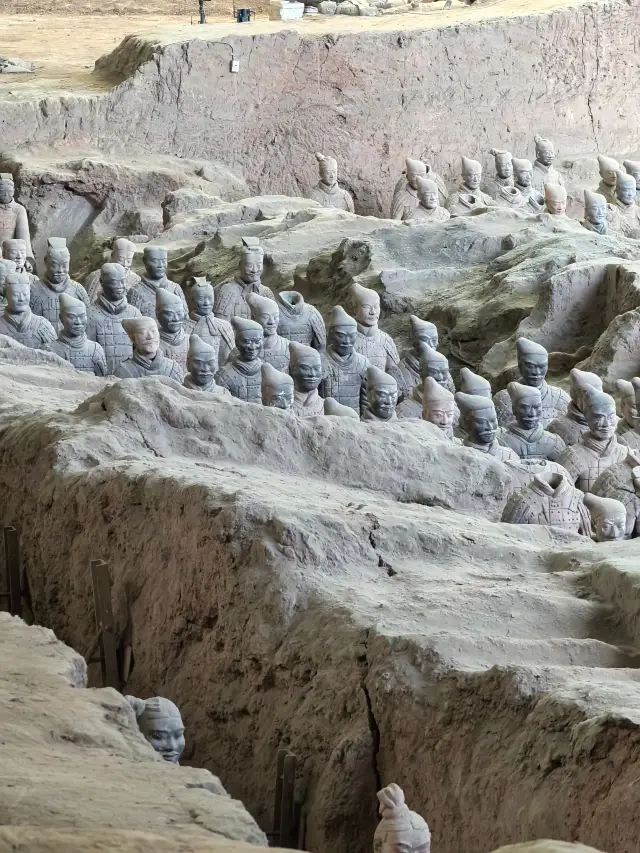 Xi'an One-Day Deep Tour | Terracotta Warriors + Huaqing Palace + The Song of Everlasting Sorrow! A Stunning Journey Through a Thousand Years