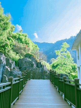 แช่ 'น้ำทิพย์' กลางหุบเขาในยูนนาน