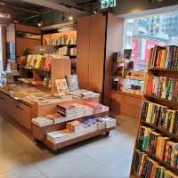 灣仔三層高書店
