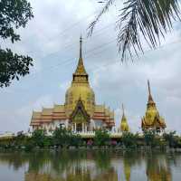 タイ寺院!? ワットブローンアーカート