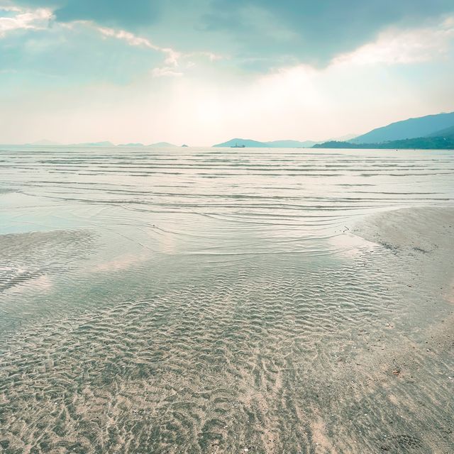 環境清幽｜打卡一流｜扮天空之鏡｜