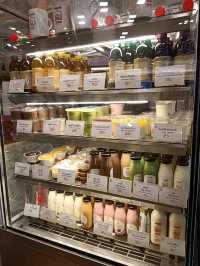 ตำนานความหวานร้านมนต์นมสด