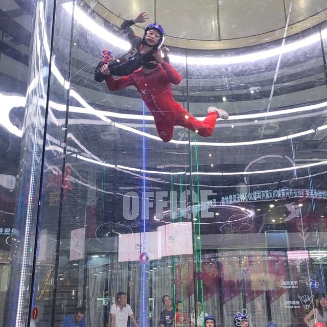 室內跳傘體驗 室內跳傘體驗