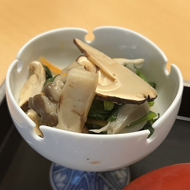 【大阪・本町】割烹料理店のような和食居酒屋 「酒•肴 とやお」