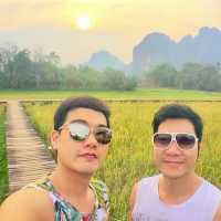 เวียงธารา ที่พักท่ามกลางทุ่งนา แลนด์มาร์ควังเวียง 