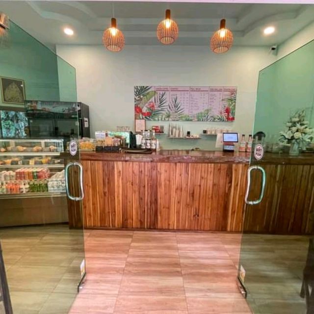 Tropical Cafe' SaiThai Krabi