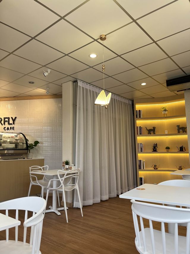 Butterfly Restaurant 🦋🥞