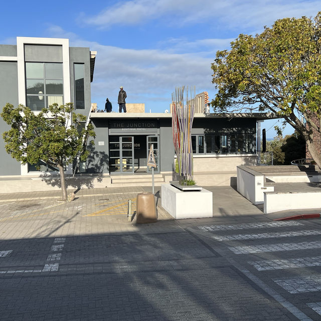 Junction hotel 