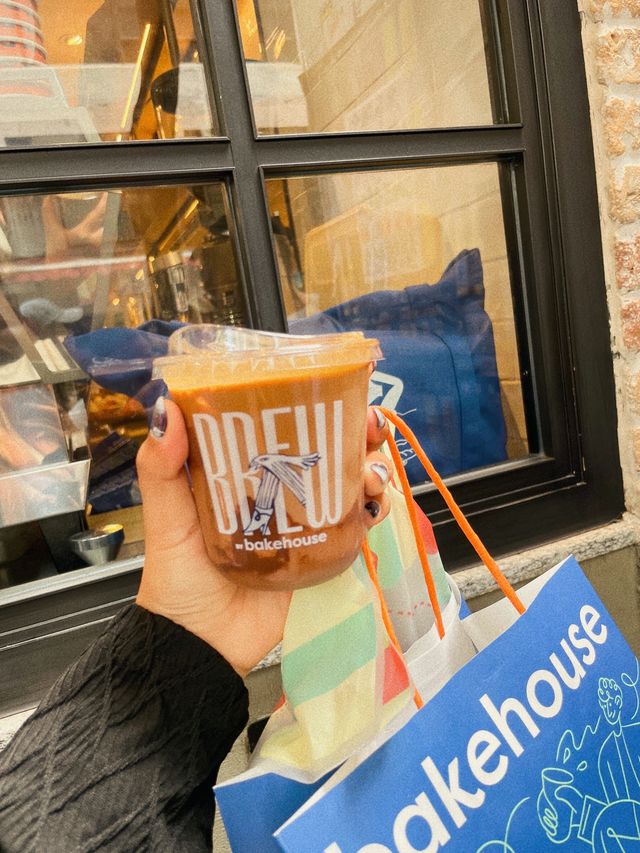 BAKEHOUSE พาชิมทาร์ตไข่ร้านดังย่านจิมซาจุ่ย