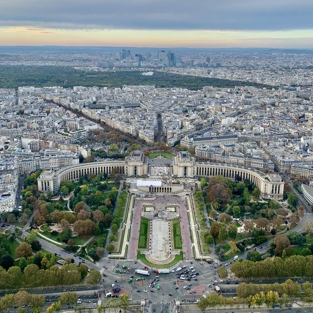 😮 Know Before You Go | Worth Going UP ⬆️ Eiffel Tower?