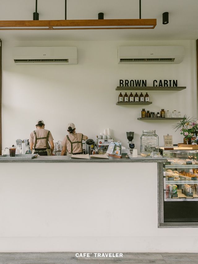 Brown Cabin Chocolate Cafe🥤