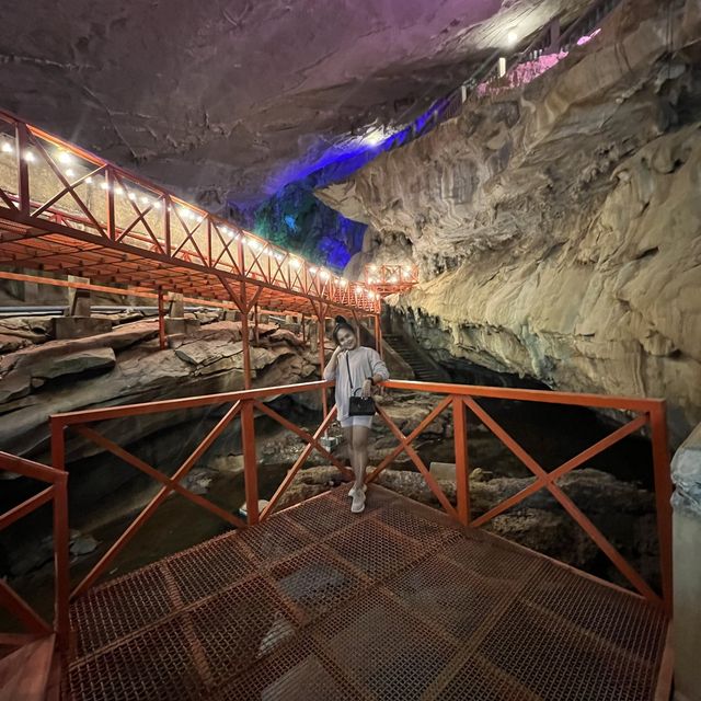 Tham Nang Aen Cave at Loas 🇱🇦