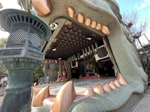 日本大阪｜霸氣難波八阪神社