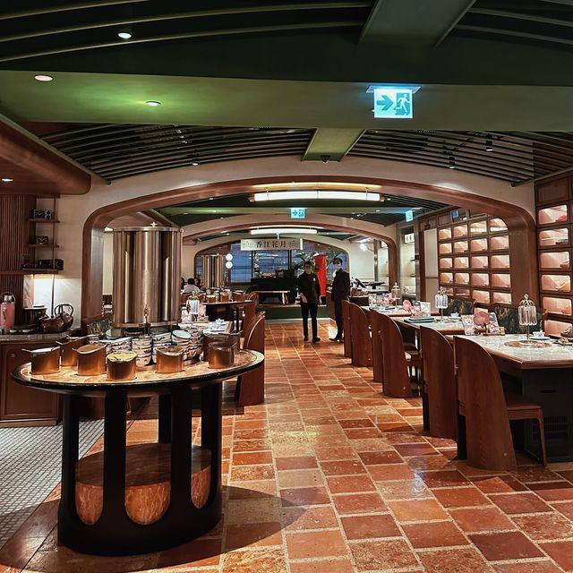 穿梭時光🪐發掘復古港風火鍋店| 香江花月