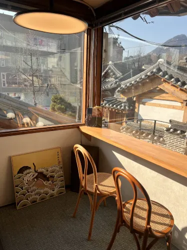 韓国/ソウル【三清洞】韓屋(ハノク)を見ながらコーヒータイム☕️🤎