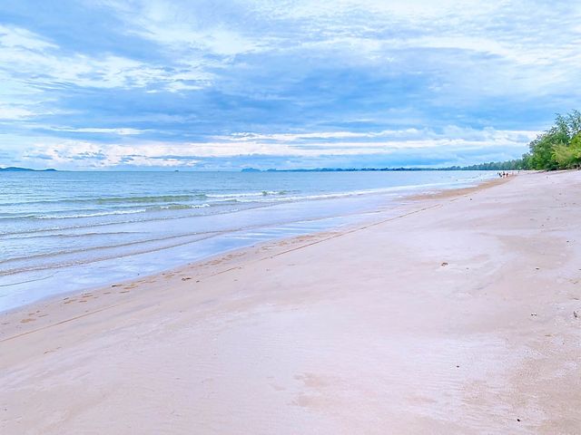 SEAnery Beach Resort