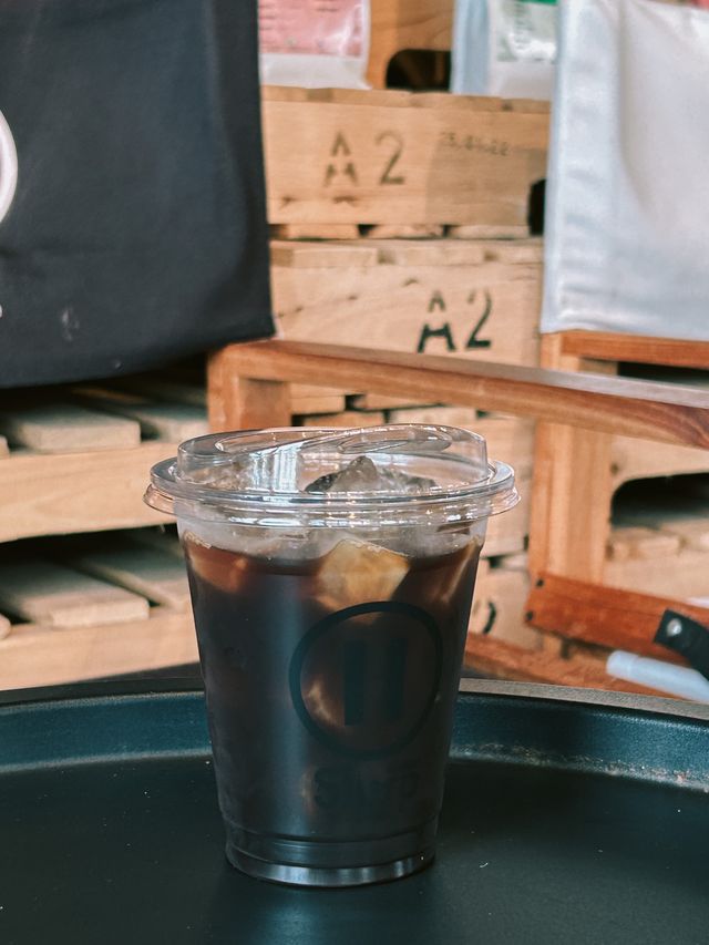 Slurp coffee specialist คาเฟ่ริมแม่น้ำ