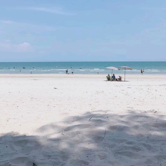 วันหยุดนั่งรถไฟไปทะเล |สวนสนประดิพัทธ์ 