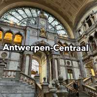 The Stunning Antwerpen-Centraal! 