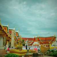 สิ่งศักดิ์สิทธิ์คู่เมืองสกลนคร "พระธาตุเชิงชุม"