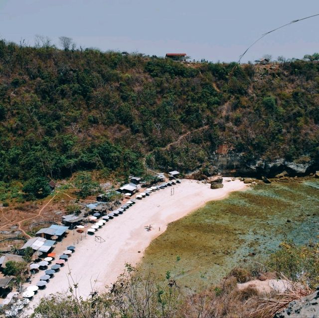 峇里佩尼達島東部美美打卡海灘 Atuh Beach Nusa Penida