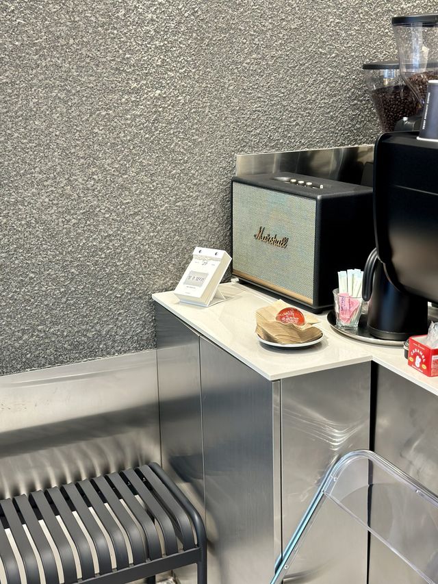 강남역 직장인의 리프레쉬 카페투어 추천 ! ☕️ 트러스트 스폐셜티커피 강남