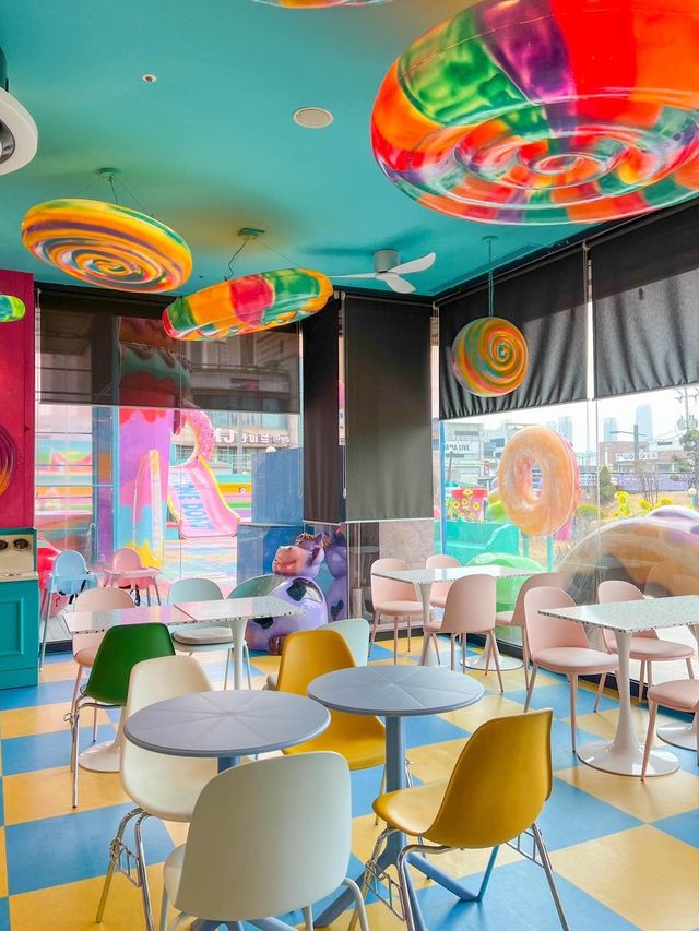 실내데이트로 추천하는 이색카페🍩