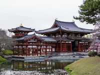 The 10 Yen Temple