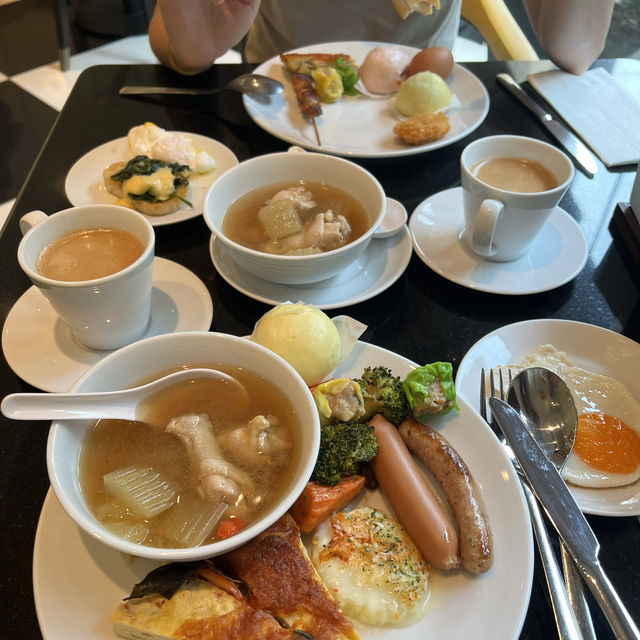 通羅酒吧區的Grande Centre Point Sukhumvit 55：口碑絕佳，設施一流