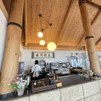 Busan cafe ชมวิวหลักล้านกับรถไฟปู๊นๆๆ 🚃 🤍